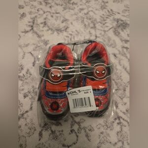 Light Up Spiderman Sneakers (Size 5)